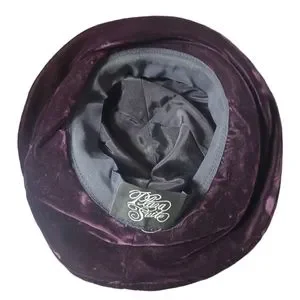 Plaza Suite | Accessories | 95s Velvet Hat Blossom Hat  display picture 3